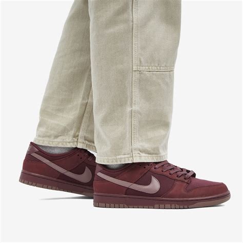 nike dunk low retro burgundy